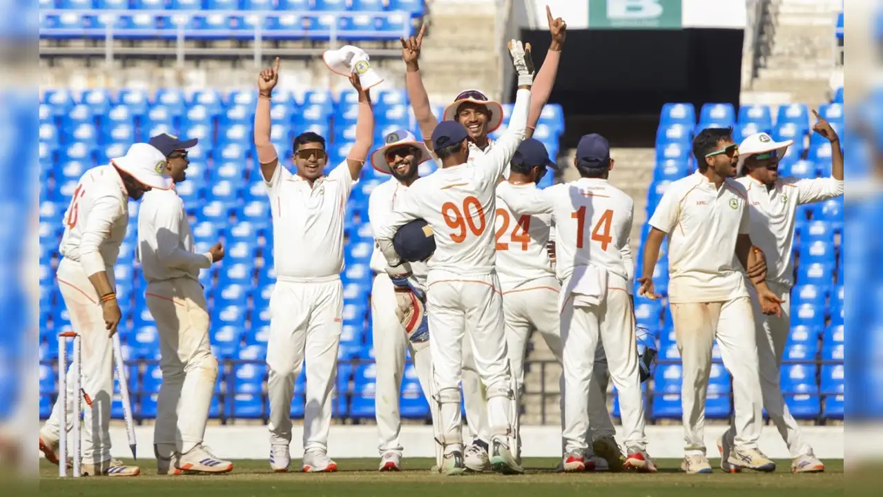 Morning Watchman? Vidarbha Switch Batting Order  In Ranji Trophy Final; Bizarre Move Divides Opinions