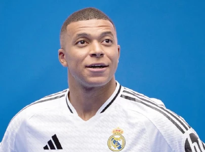 Mbappe helps Real Madrid extend Liga lead