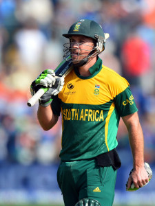 De Villiers announces return to cricket