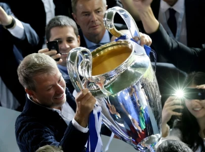 Former Chelsea owner Roman Abramovich may owe the UK up to £1bn in unpaid taxes