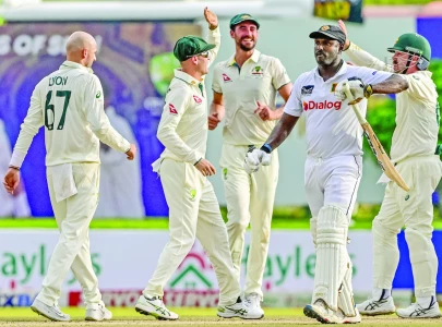 Aus amass 654-6 after Khawaja's double ton