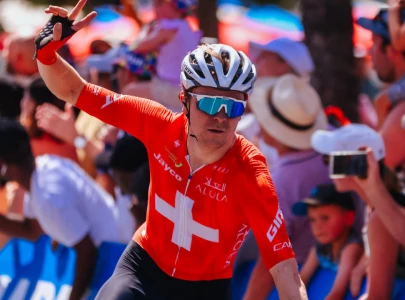 Schmid wins Cadel Evans Road Race