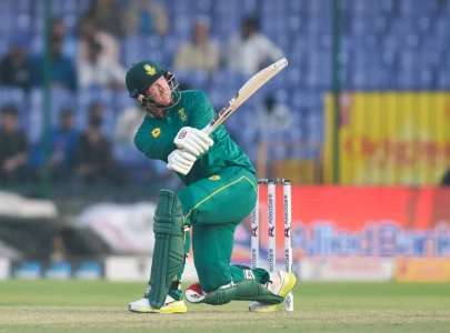 Tri-Series: Klaasen's 87 sets South Africa's 353-run target against Pakistan