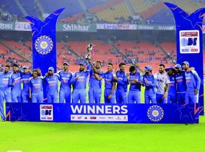 Gill ton helps Ind sweep Eng in ODIs