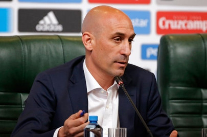 Trial of Spain's ex-football chief ends