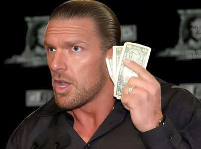 How much does a WWE superstar make? Find out