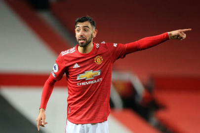 Fernandes inspires Man Utd fightback against Everton