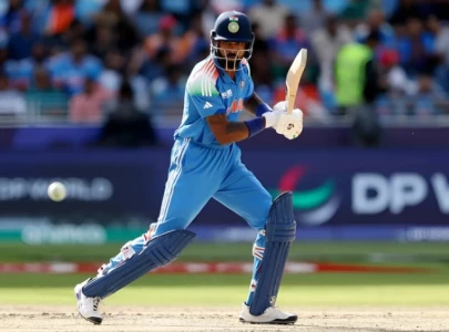 Champions Trophy: New Zealand to chase 250-run target after late Indian flurry