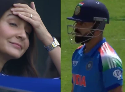 Watch: Anushka Sharma stunned by Glenn Phillips' catch to dismiss Virat Kohli