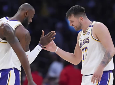 Clippers vs Lakers 102-108: LeBron and Luka extend LA Lakers' win streak