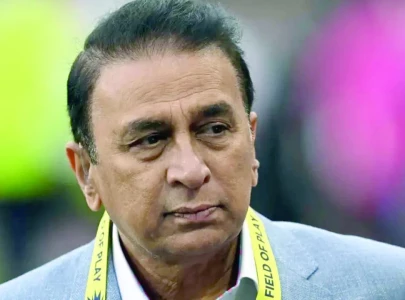 Gavaskar fires back at Hussain, Atherton