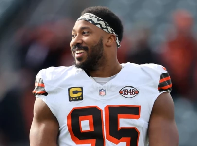 Browns firm on Myles Garrett, but NFL trade speculation grows