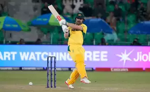 'Travis Headache': Dinesh Karthik Feels Australian Opener Has Been The Difference Between Win And Defeat For India