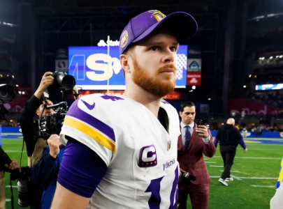 Vikings aim to re-sign Sam Darnold but wont use NFL franchise tag