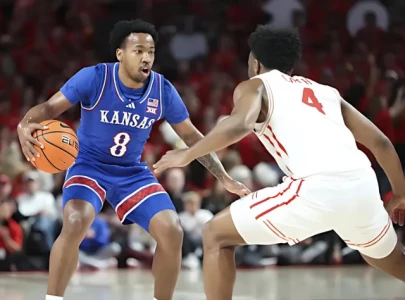 Kansas vs Houston 59-65: Cougars win Big 12 title as Jayhawks finish season