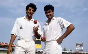 'Dubai Ke Launde' Wasim Akram, Waqar Younis Blased By Ex-Pakistan Captain: 'Inke Aage Paisa Phenko...'