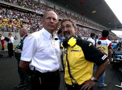 Formula 1 team owner Eddie Jordan honored with tributes after passing at 76 following cancer battle