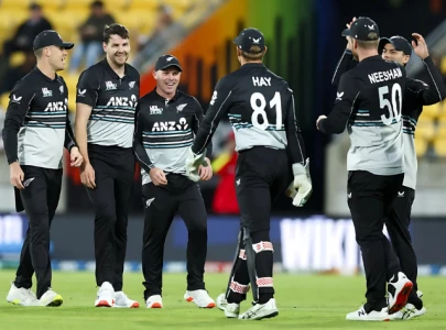 Pakistan struggling as New Zealand take early wickets in fifth T20I
