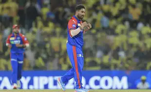 Who Is Vipraj Nigam? The 50 Lakh DC Bowler Who Claimed Virat Kohli's Wicket