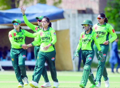 Pak breeze past Scotland, WI beat Ireland