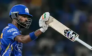 Hardik Pandya’s Bat Under Scrutiny: What Prompted The Umpires' Check In DC vs MI Clash?
