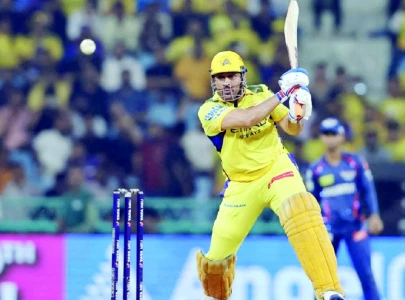 Dhoni snaps CSK's IPL losing streak