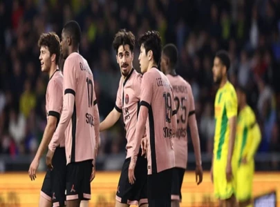 Unbeaten PSG held at Nantes