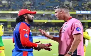 KL Rahul Lines Up Kevin Pietersen Again With 5000-Run Salvo in Midnight Dressing Room Banter