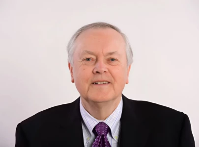 Mike Patrick, ESPN's iconic play-by-play voice for 36 years, dies at 80