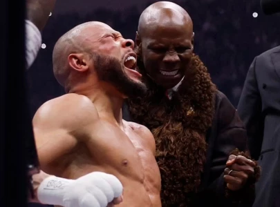Chris Eubank Jr outpoints Conor Benn at Tottenham Hotspur Stadium