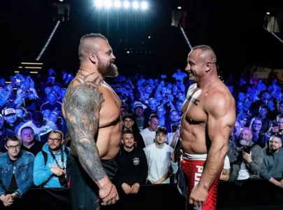 Eddie Hall apologises for illegal strike after 27-second KO win over Mariusz Pudzianowski at KSW 105