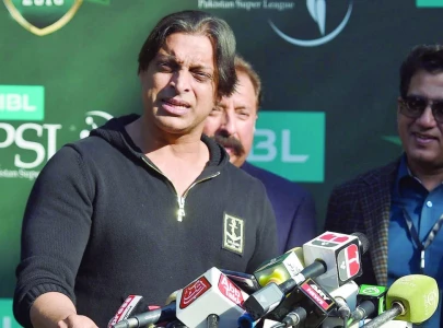 Akhtar applauds Amir's mind games
