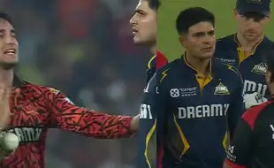 Shubman Gill Confronts Umpire Again; Abhishek Sharma Tells Furious GT Skipper To Calm Down - Watch