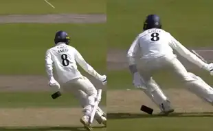 English Player's Phone Drops From Pocket On Crease In Bizarre Moment At Old Trafford; Invites Trouble - Watch