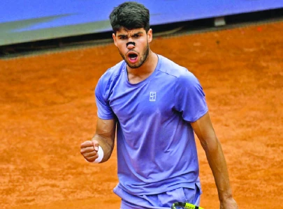 Alcaraz sweeps past Draper and into Italian Open semis