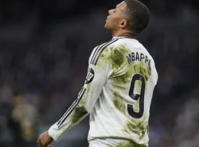 Real Madrid snatch late win against Mallorca, but Barça still boss title race