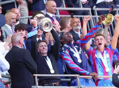 Glasner writes new chapter in Palace history