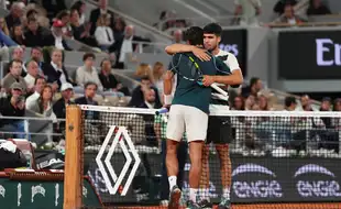 Carlos Alcaraz Reaches French Open 2025 Final After Lorenzo Musetti Retires With Injury